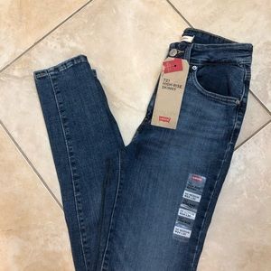 Levi’s 721 High Rise Skinny Women’s Jeans